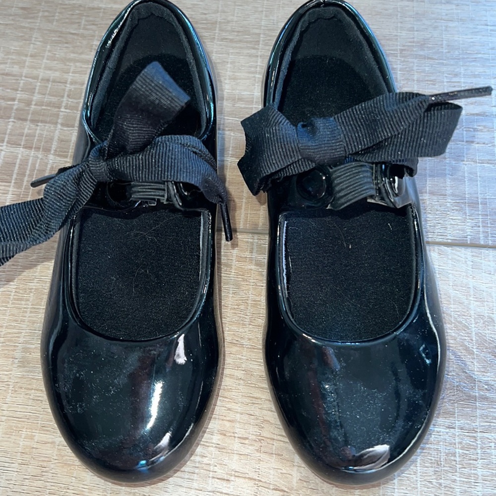 Child’s Tap Shoes
